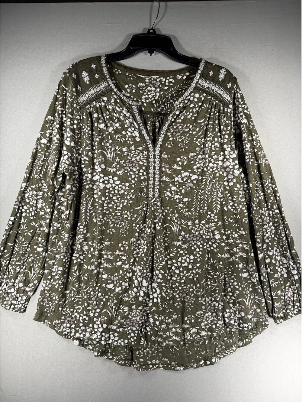 Lucky Brand Women's Olive Green Floral Embroidered Long Sleeve Blouse Size 1X